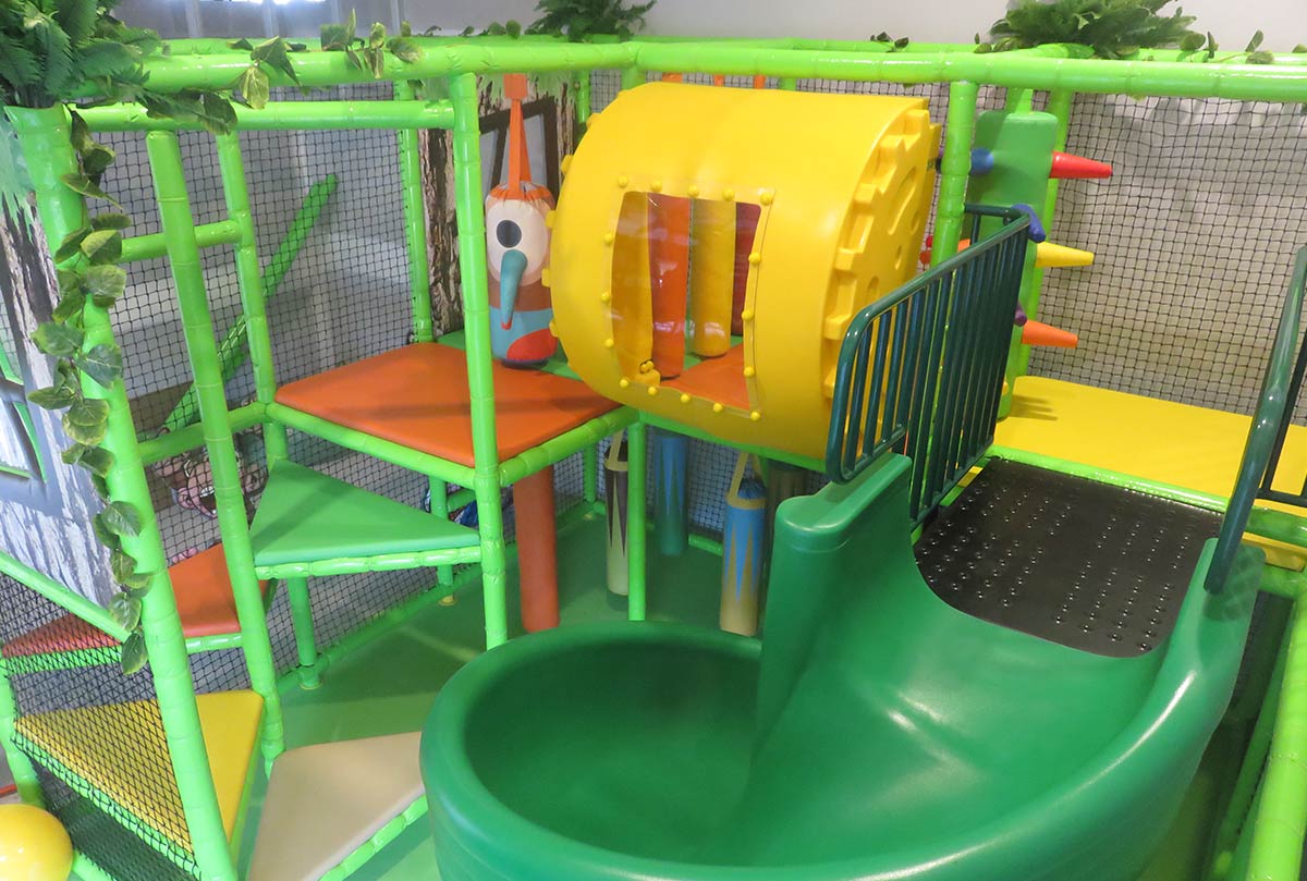 Indoor Playground, Bell Bar & Bistro, Palmerston NT Kidz Play Co